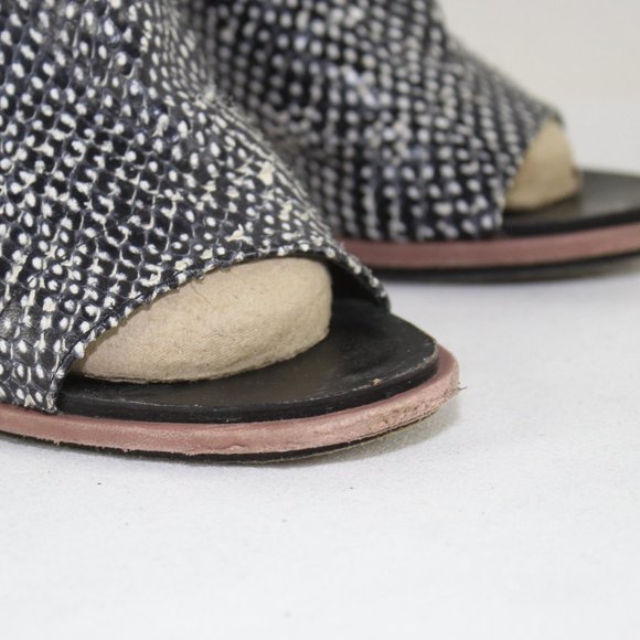 BALENCIAGA Snakeskin Open Toe Slinback Heels Sz US 7.5/ EU 37.5 - Picture 3 of 8